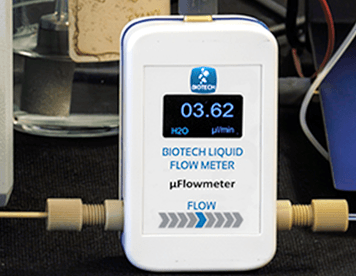 Liquid Micro Flow Meter measuring microlitre flows in real time.