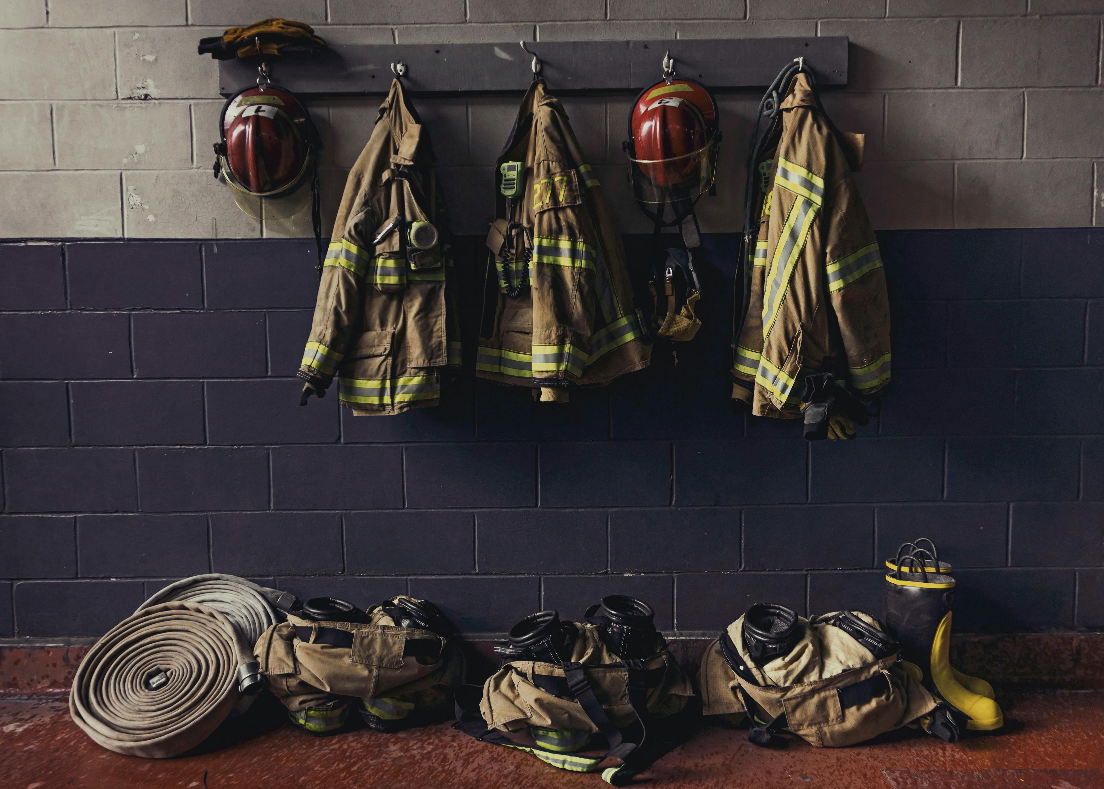 Firefighter helmet and protection gears | Image Credit: © Firefighter Montreal - stock.adobe.com