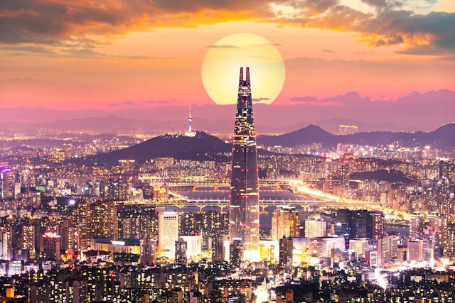 Sunset of Seoul City and Seoul Tower South Korea By kampon - stock.adobe.com